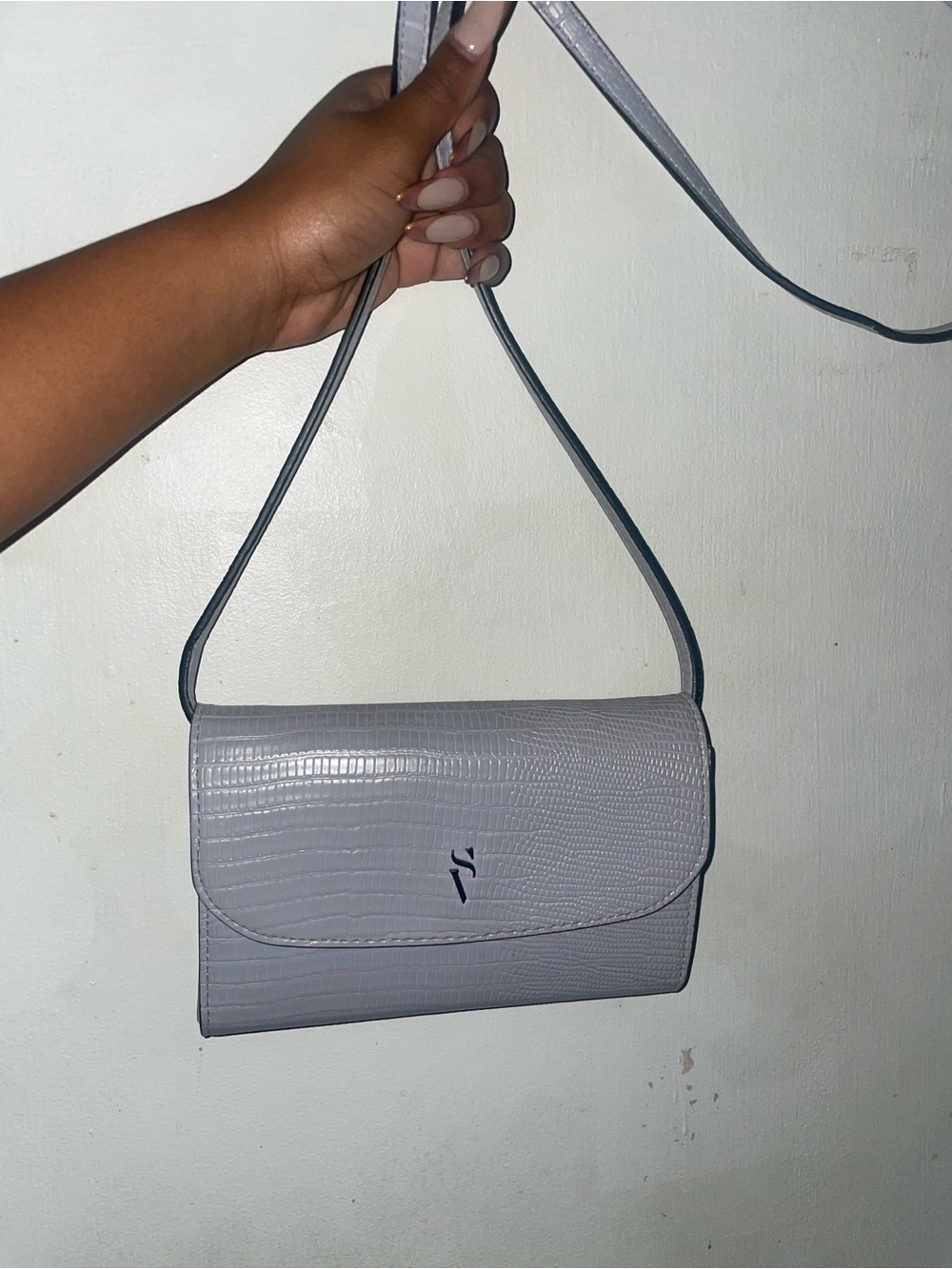 Stylish Lilac Croc-Embossed Shoulder Bag